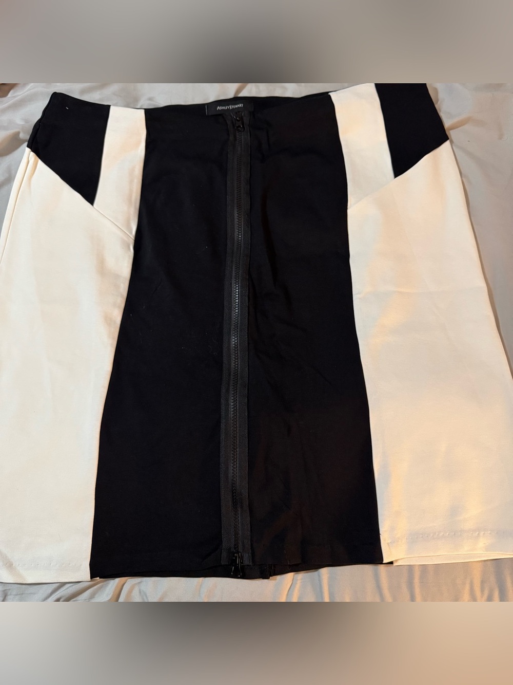 Ashley Stewart Black and White Zip-Front Colorblock Pencil Skirt
